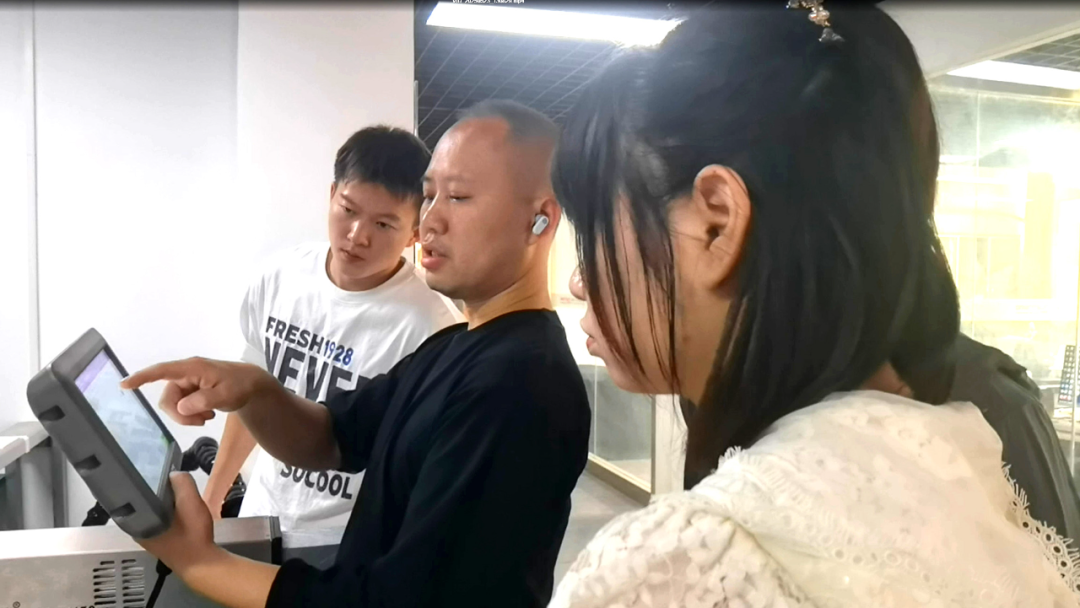 吉瑞祥設(shè)備操作演示